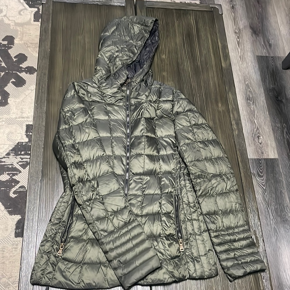 Vince camuto Hunter green jacket